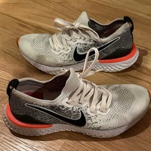 Nike Epic React Flyknit 2 Size 7.5